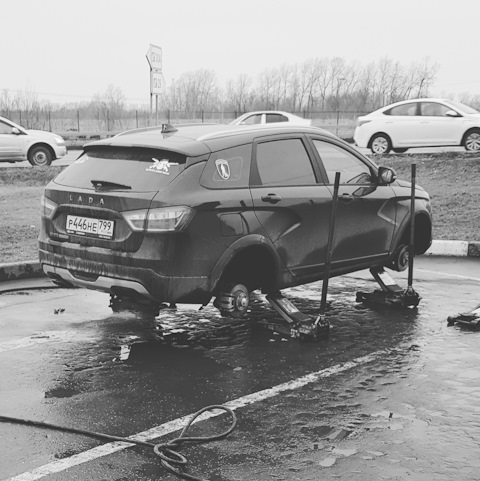 Когда совсем не ждёшь. - Lada Vesta SW, 1,6 л, 2018 года ДТП DRIVE2