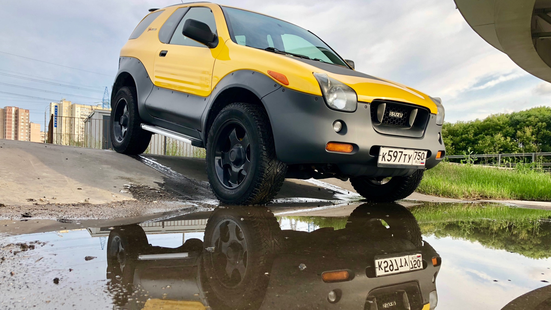 isuzu vehicross 2000