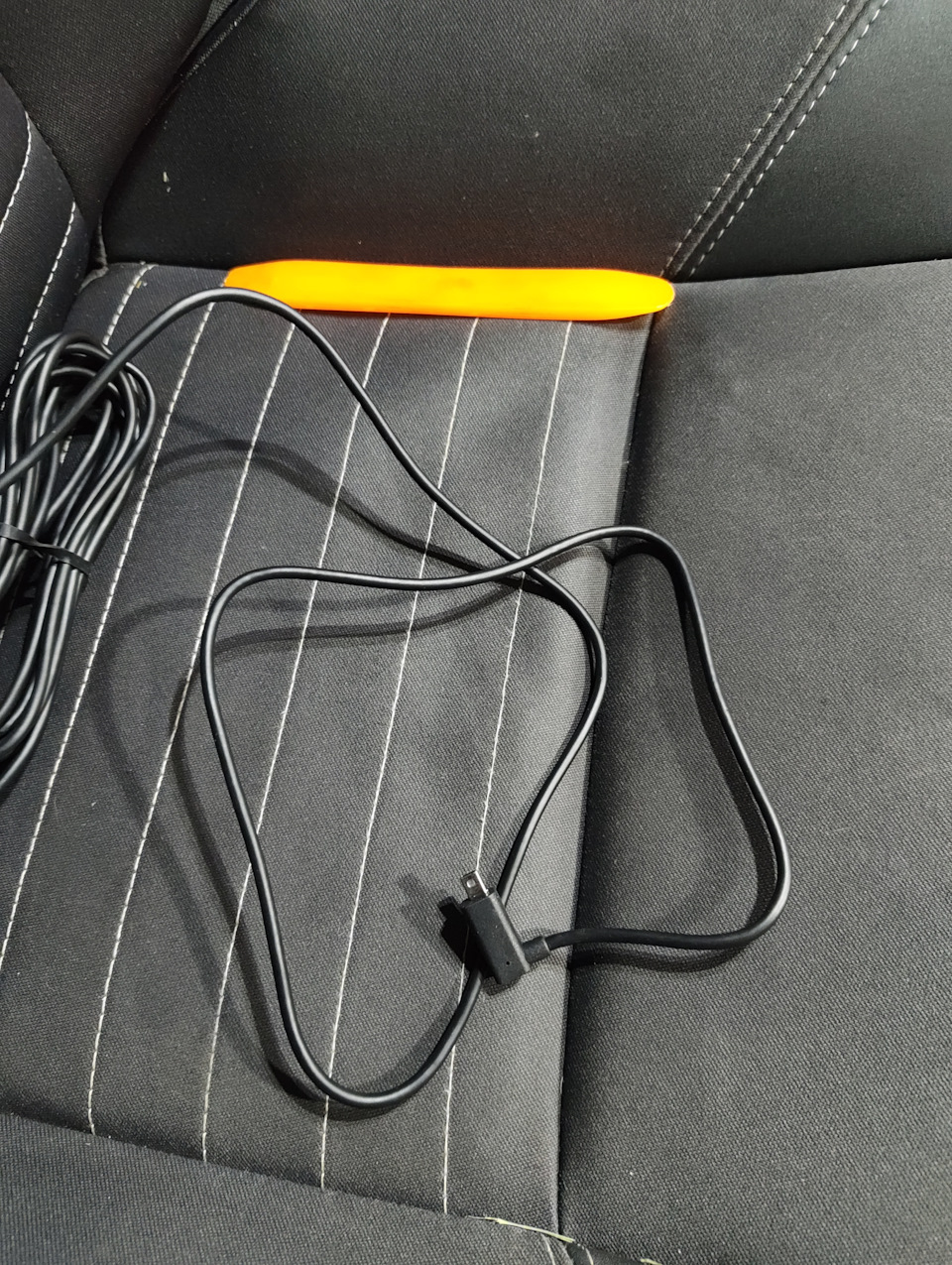 лопаточка — Volvo S40 (2G)