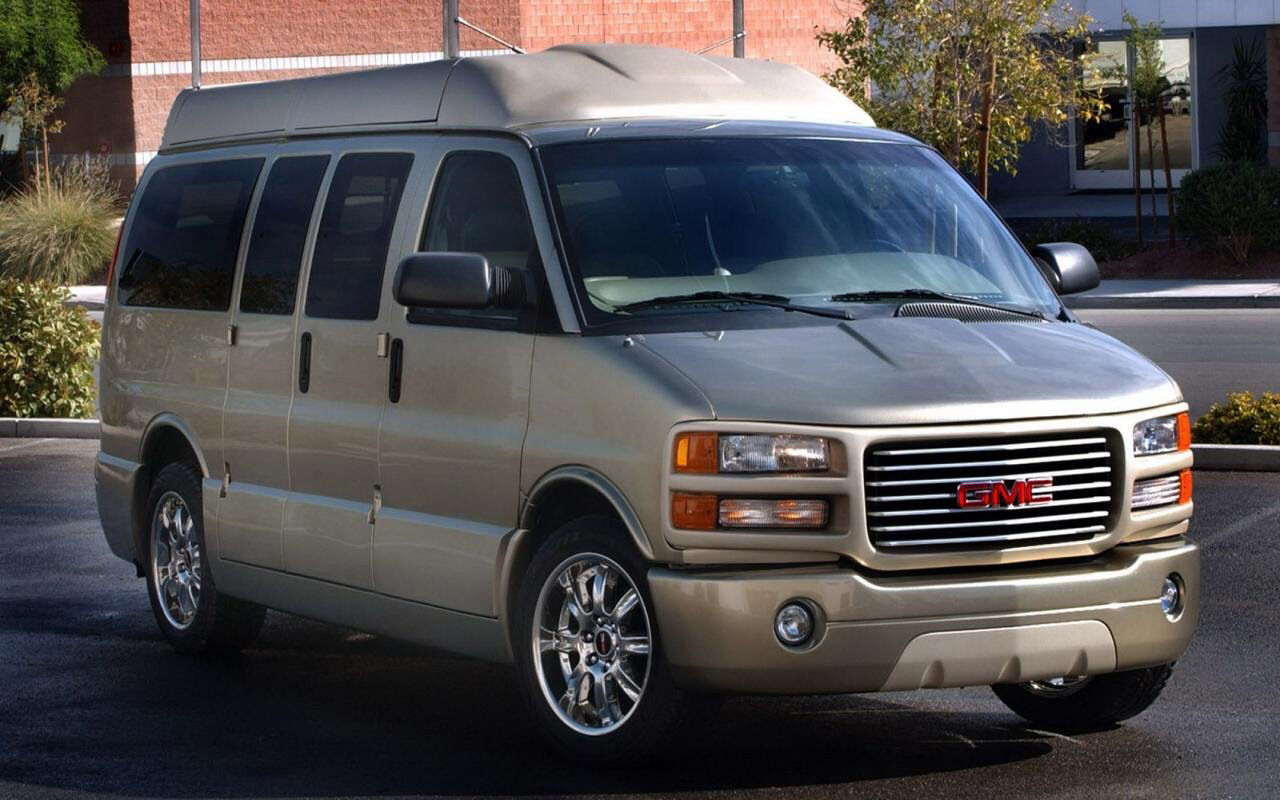 GMC Savana