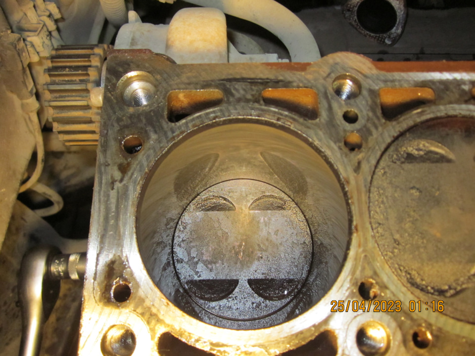 Капиталка 1.8. Ч.-8. Осмотр цилиндров ДВС + "пошатай-тест" ЦПГ. — Lada ...