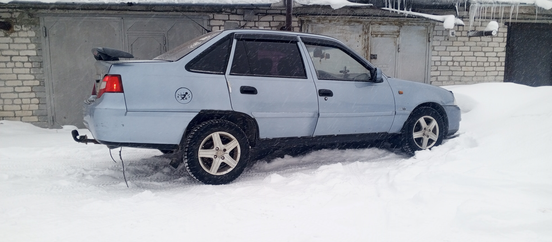 Новые задние пружины. — Daewoo Nexia (N150), 1,6 л, 2011 года | просто ...
