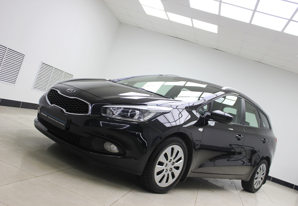 Мягкая полировка + керамик про лайт (часть 2) — KIA Ceed SW (2G), 1,6 л ...