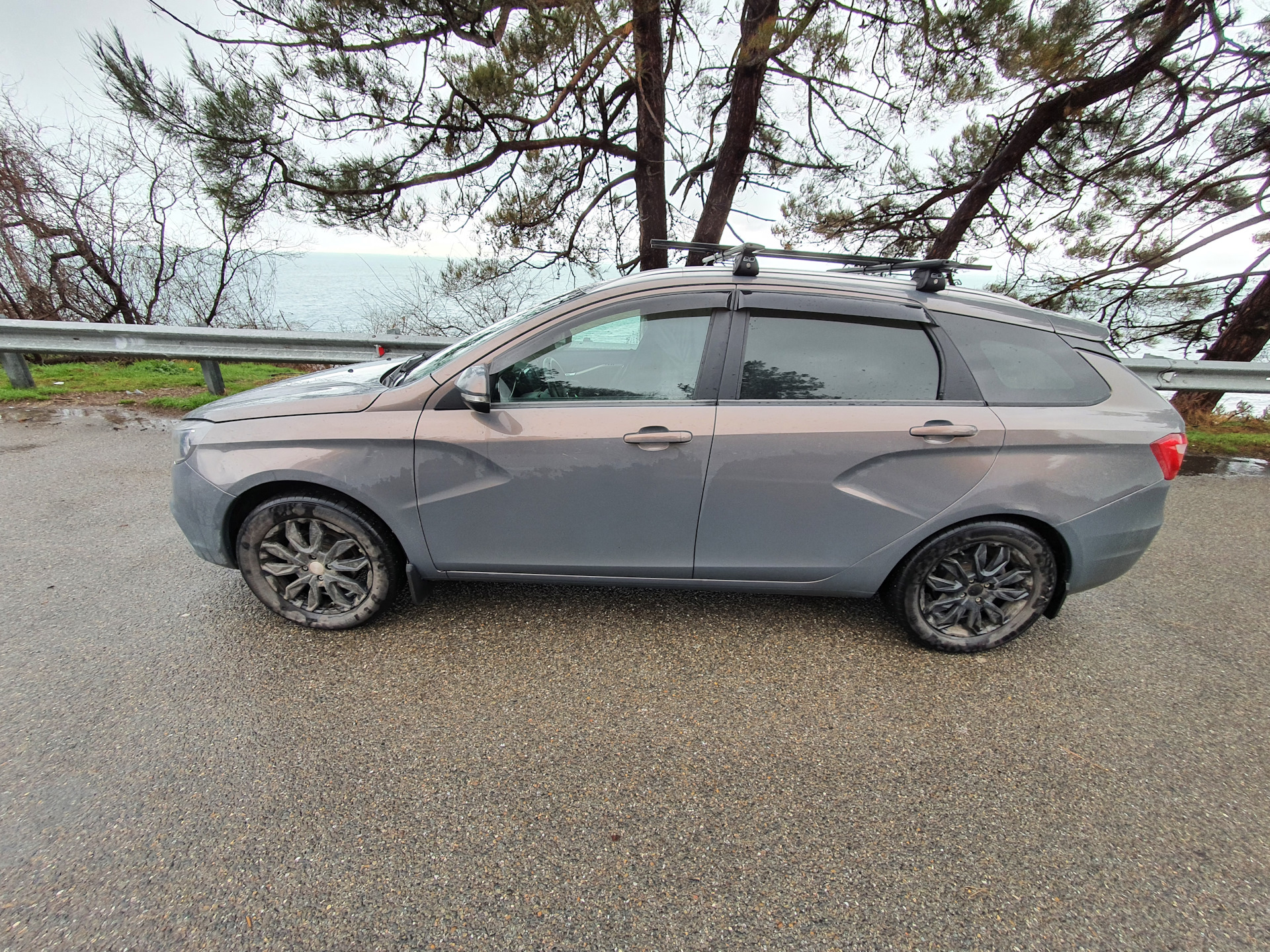 Диски СКАД Сочи чёрный бархат — Lada Vesta SW, 1,8 л, 2018 года | колёсные  диски | DRIVE2