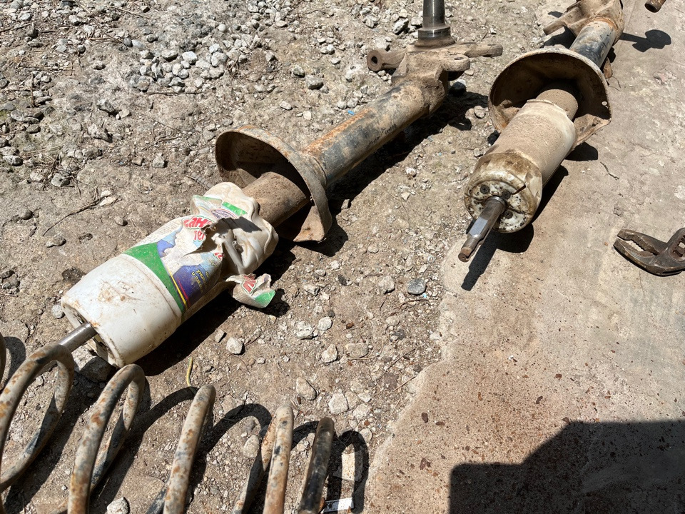 Передние стойки, долой деревенский "тюнинг" ) — Ford Escort Mk2, 1,3 л ...