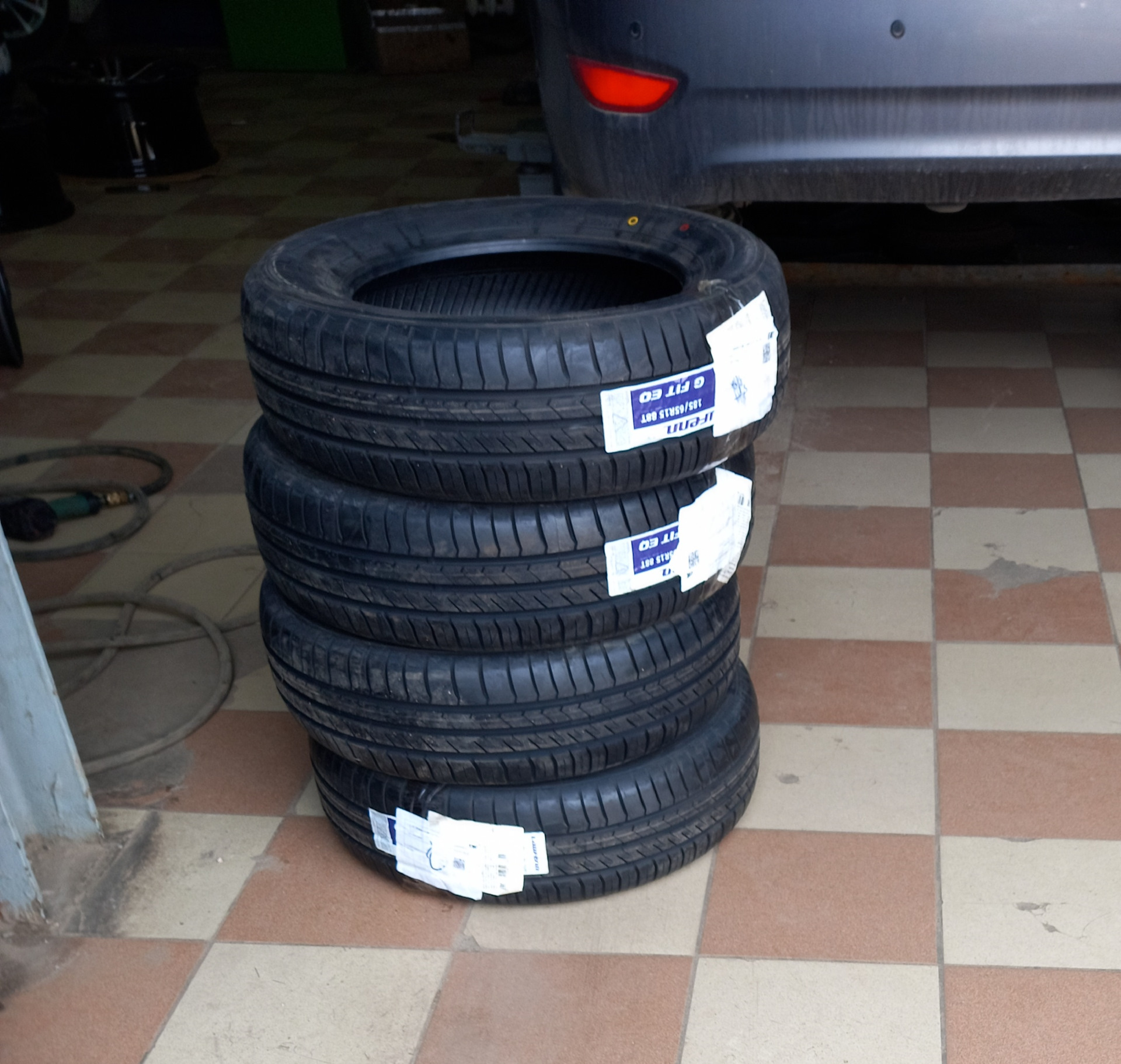 Шина laufenn g fit eq lk41 отзывы. Hankook laufenn 225/65r17 102h g fit eq+ lk41 tl. Шины laufenn g-fit eq lk41. Laufenn g fit eq lk41 175/65 r14. Шина laufenn g fit eq lk41 отзывы.