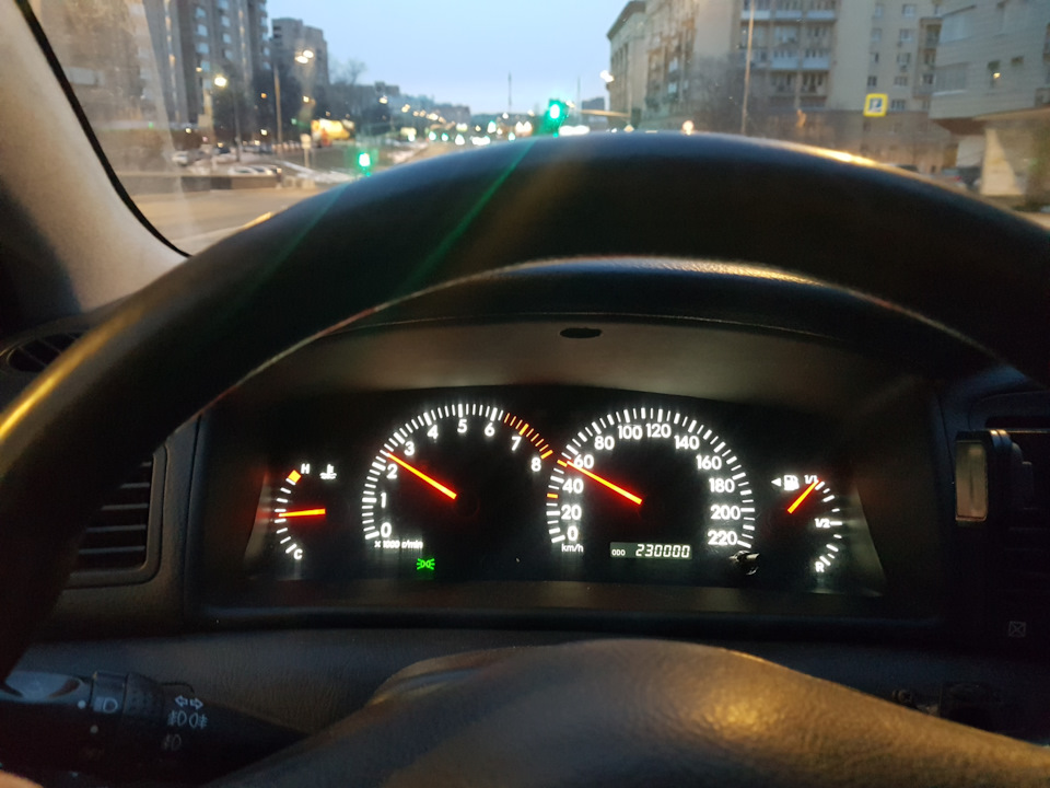 Я люблю свою лошадку, причешу ей шерстку гладко. — Toyota Corolla (120 ...