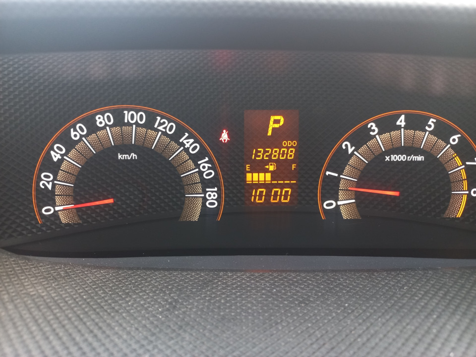 Фото в бортжурнале Toyota Ractis (1G). Запчасти на фото: 1089149