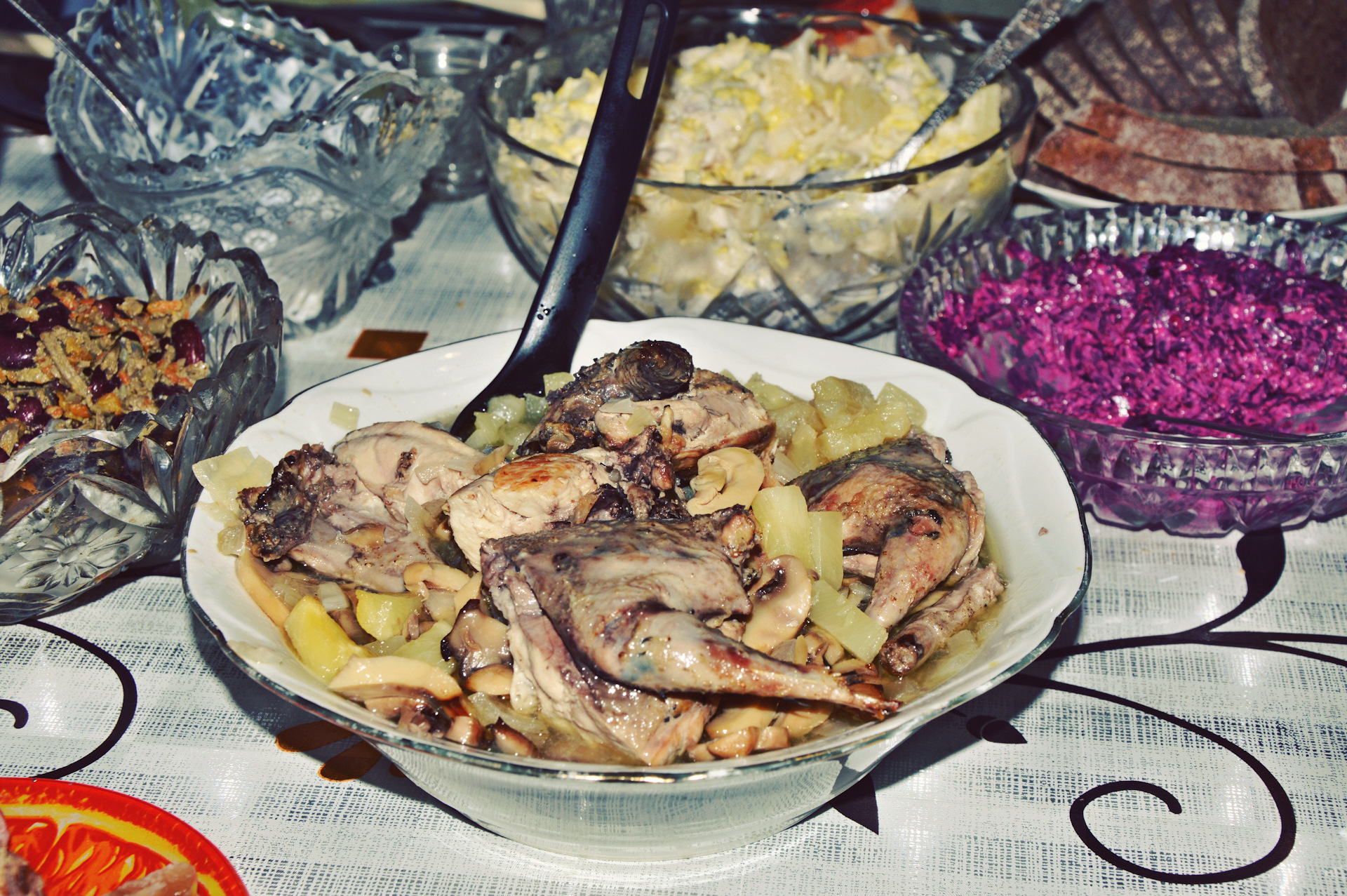 десерт с коньяком. красивые блюда. десерт буржуя к рябчику. рябчик из рульки. фруктово ягодный соус.