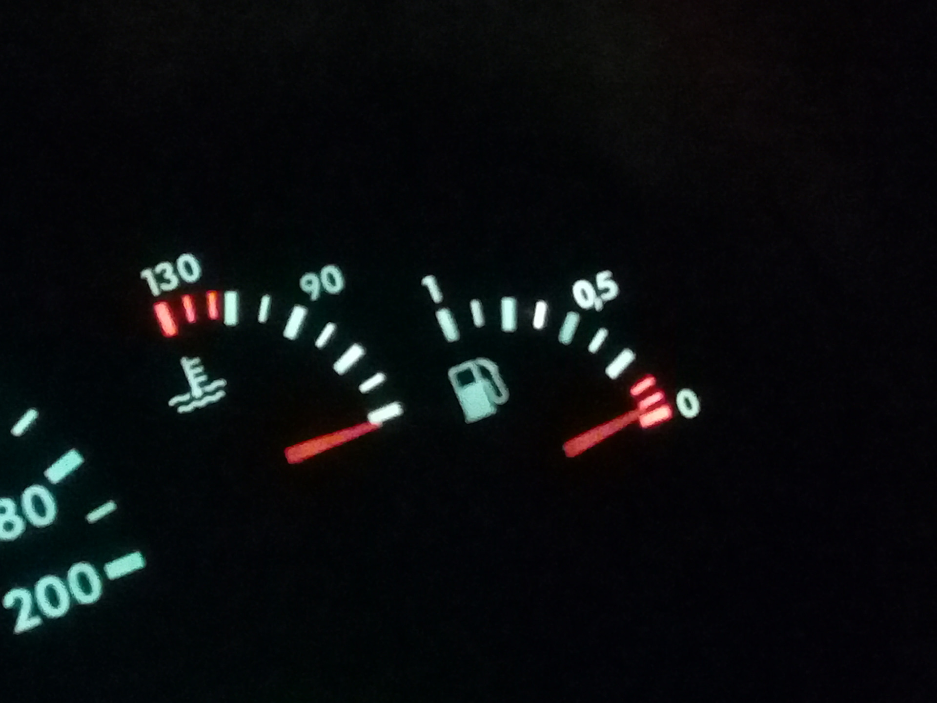 Подсветка стрелок приборной панели дэу эсперо. Стрелка спидометра не опускается. Одометр ваз 2114. Чек снежинка на форд фокус 2. Стрелка спидометра не опускается.