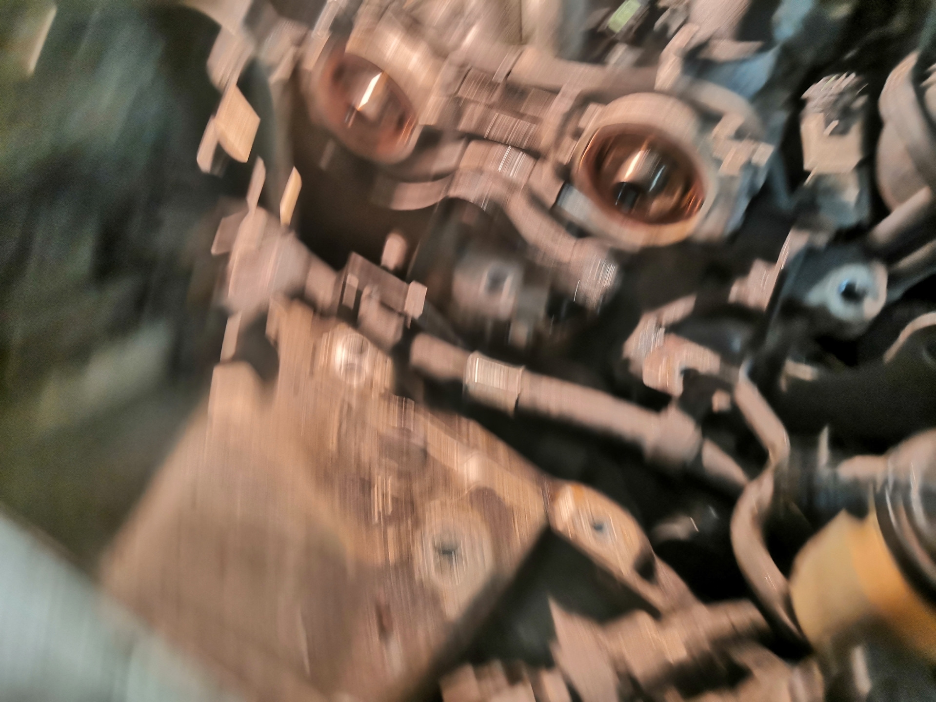 Пробка слива с блока, где? Так вот же она… — Hyundai Veracruz, 3,8 л