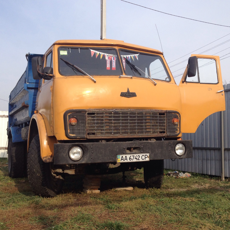 #4 Шприцевание шкворней и других узлов — МАЗ 5549, 9,9 л, 1989 года ...