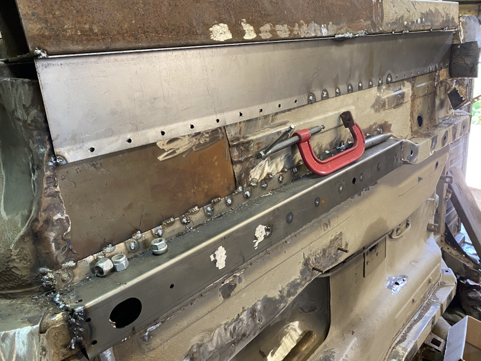 Лонжерон, порог, пол — Lada 4x4 3D, 1,6 л, 1990 года | своими руками ...