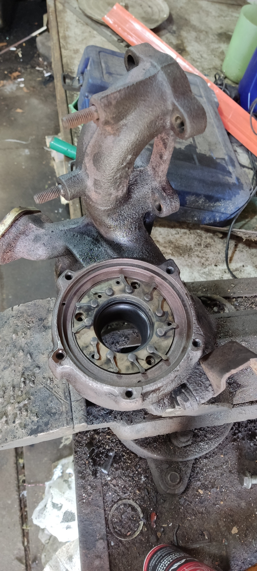 Чистка геометрии турбины — Skoda Octavia A4 Mk1, 1,9 л, 2010 года ...