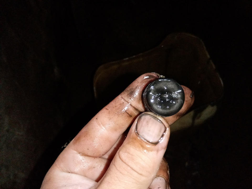 Замена масла в трансмиссии Нивы шеви — Chevrolet Niva, 1,7 л, 2005 года ...