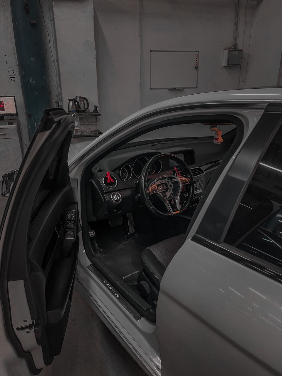 #14. Ремонт блокиратора и перешив руля. — Mercedes-Benz C-class (W204 ...