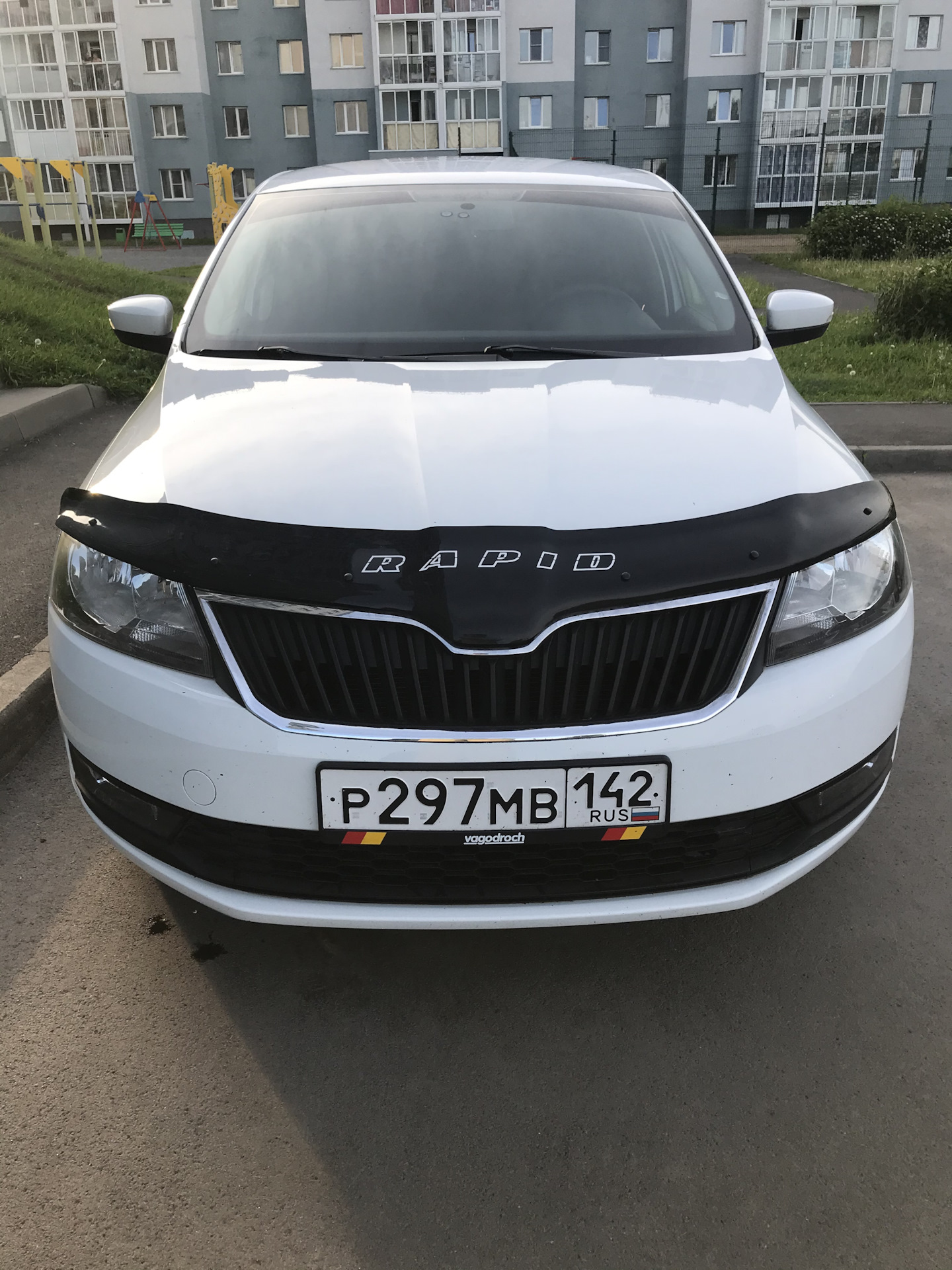 Рамка гос. номера Vagodroch — Skoda Rapid (1G), 1,6 л, 2018 года ...