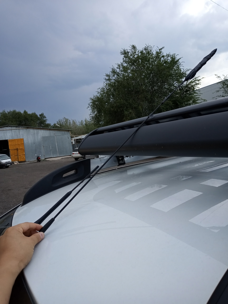 Короткая антенна Alca 23 см. — Renault Duster (1G), 2 л, 2017 года ...