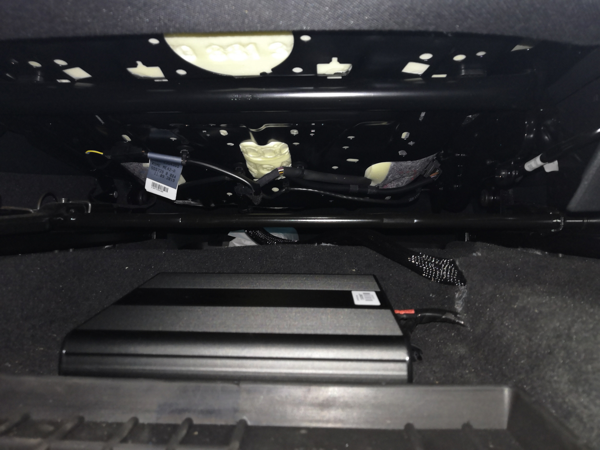 Аккумулятор BlackVue для двух видеорегистраторов BlackVue — Audi A3 (8V ...