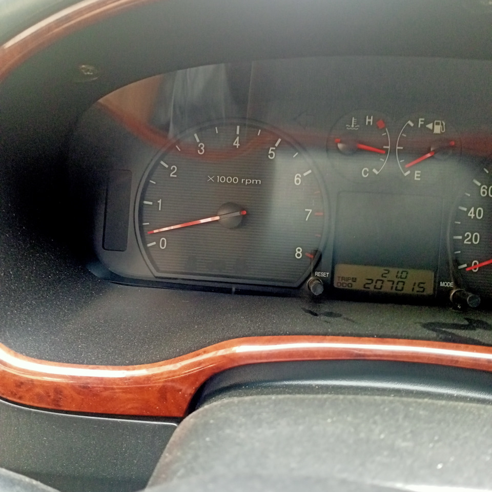 Упала стрелка тахометра — Hyundai Sonata IV (EF), 2 л, 2004 года ...