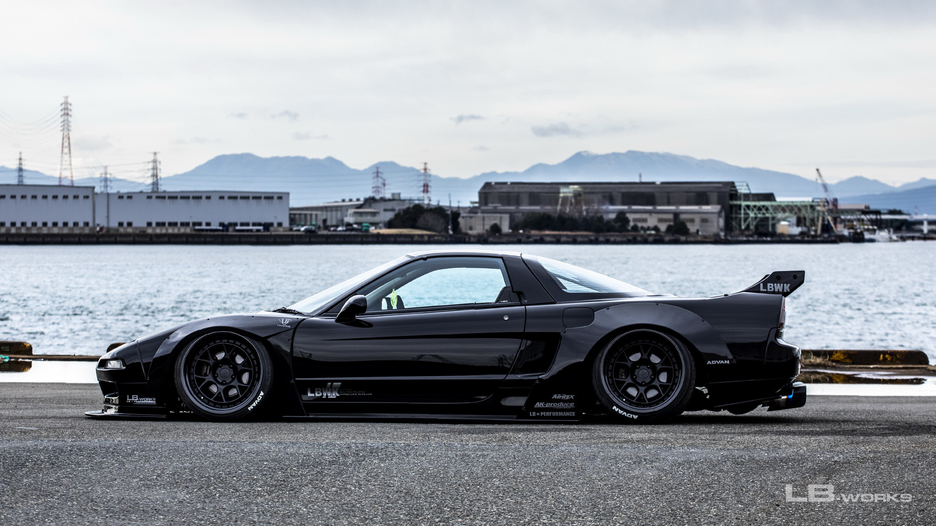 Honda NSX от Liberty Walk. 