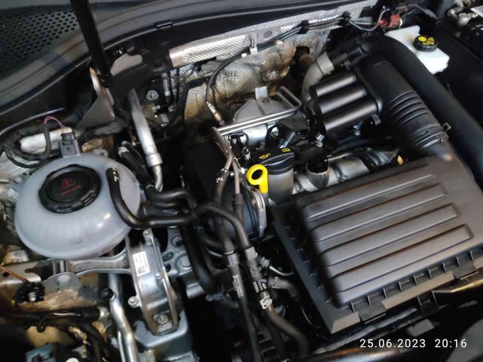 Фото в бортжурнале Volkswagen Tiguan (2G)