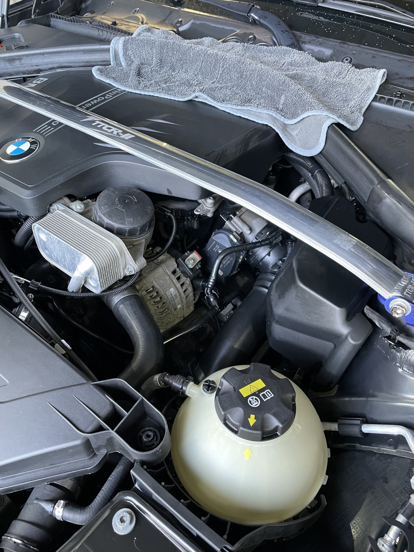 Замена крышки расширительного бачка, промывка топливной системы + мойка ...