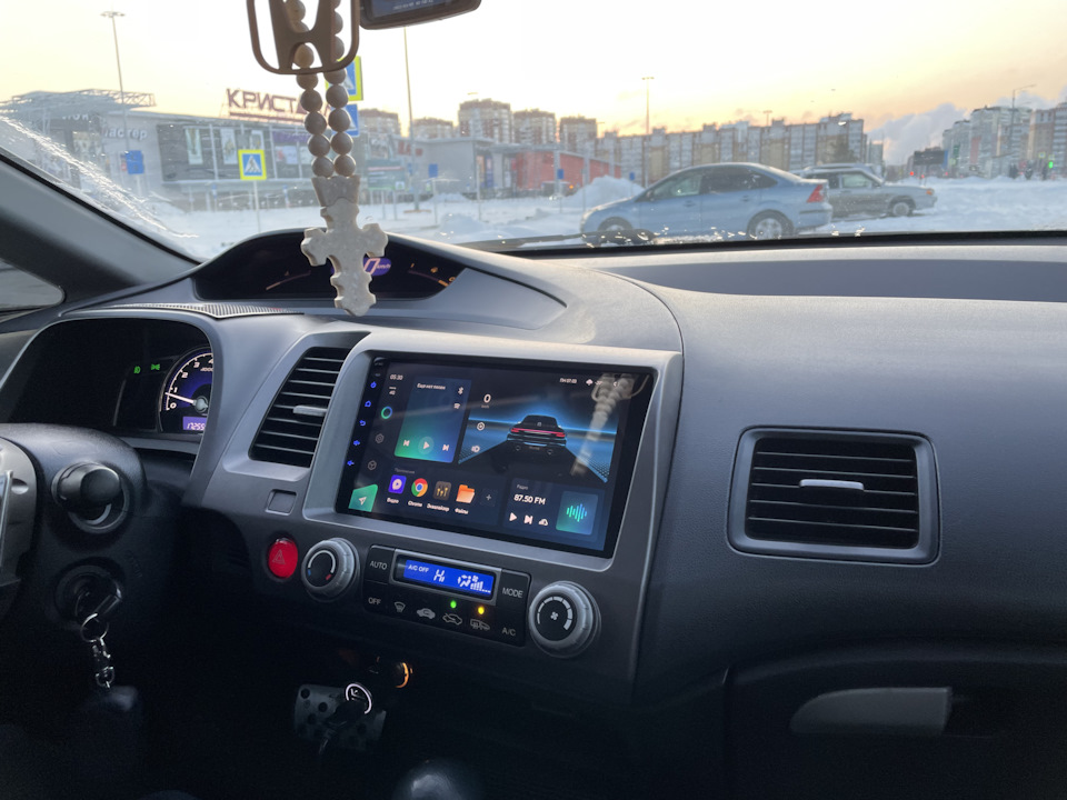 Фото в бортжурнале Honda Civic 4D (8G)