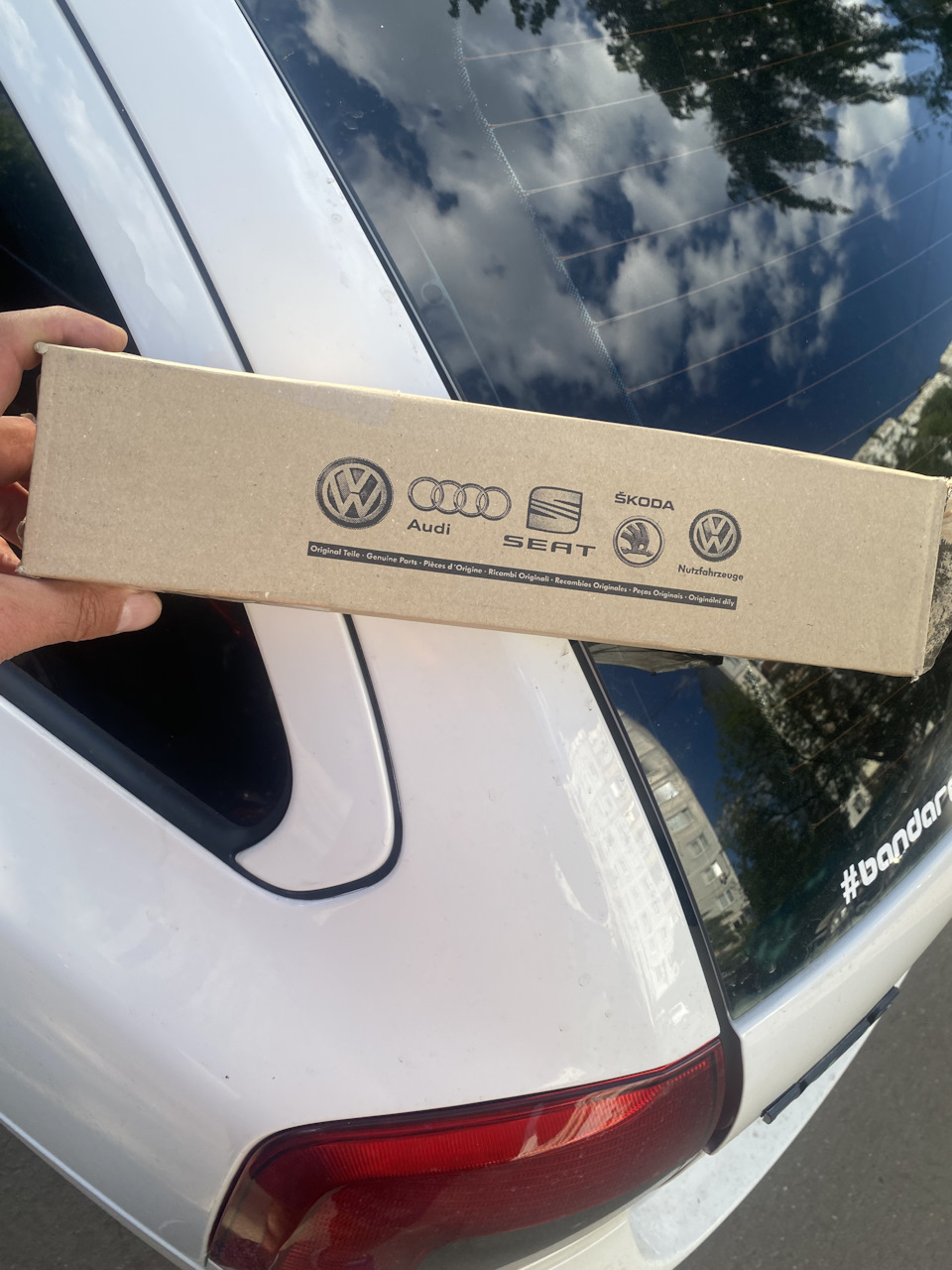 Замена стоп сигнала Октавия А5 — Skoda Octavia Combi A5 Mk2, 1,8 л ...