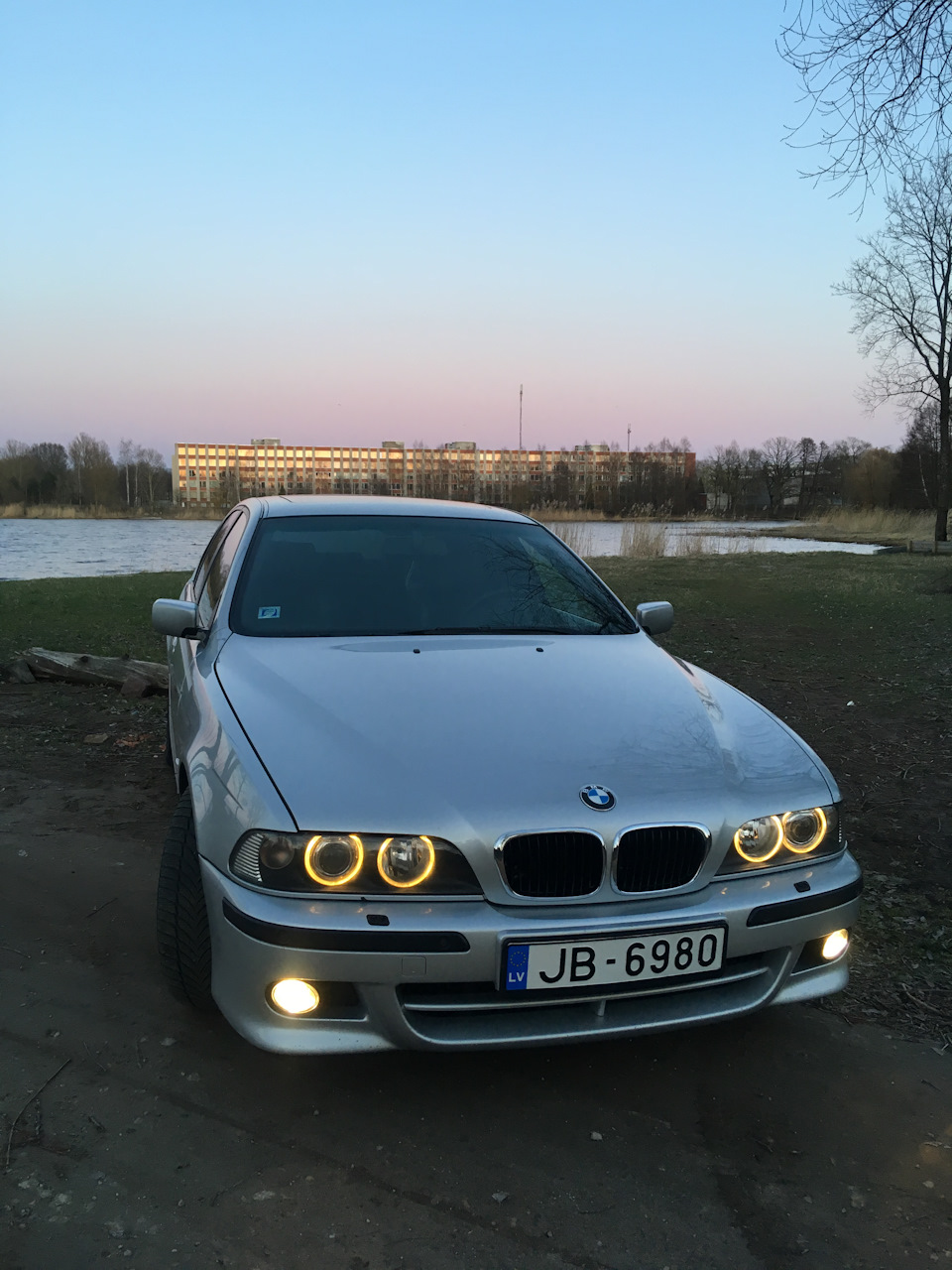 Фото в бортжурнале BMW 5 series (E39)