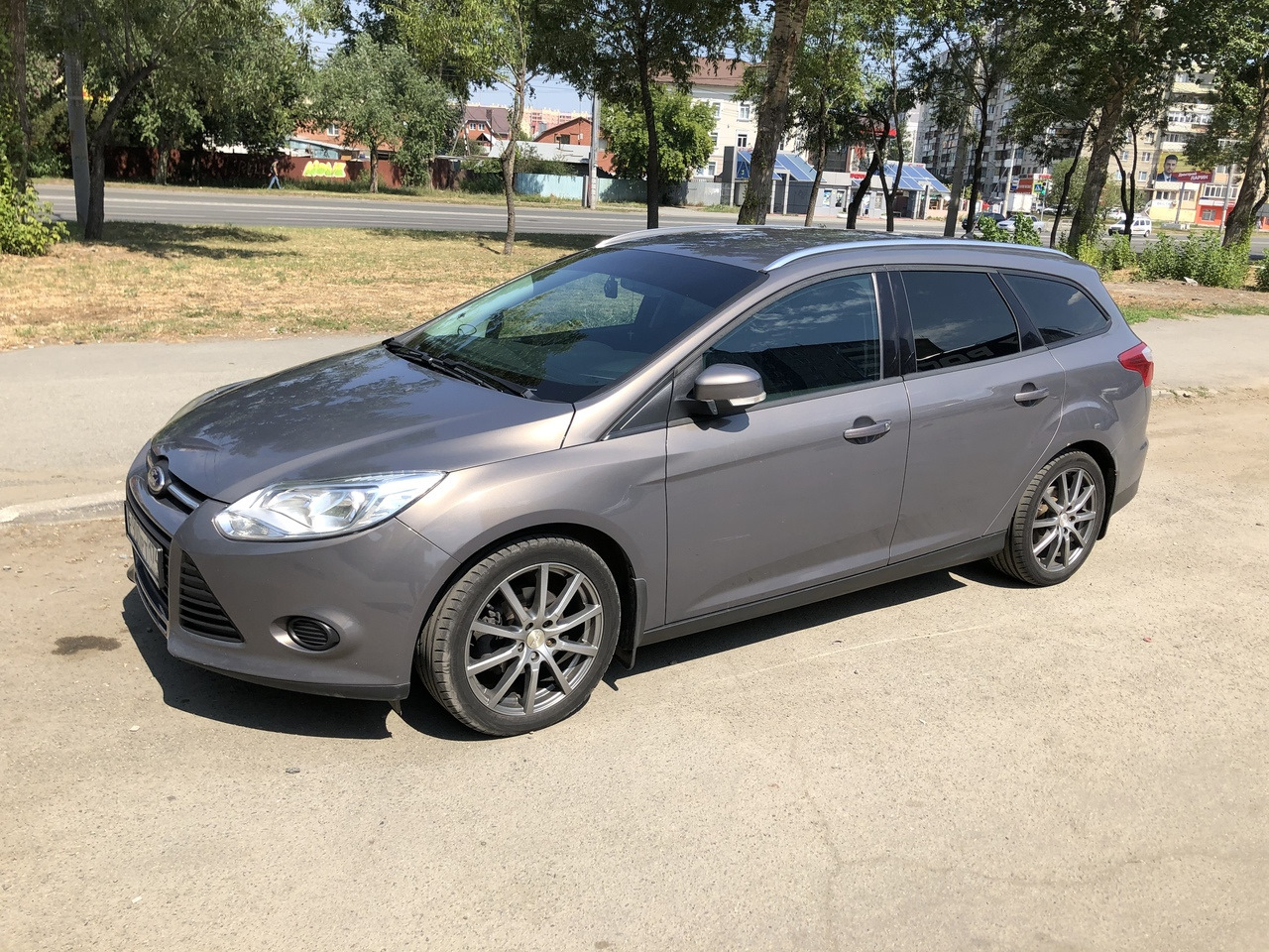Упоры капота, сетка воздухозаборника — LADA Vesta SW Cross, 1,6 л ...