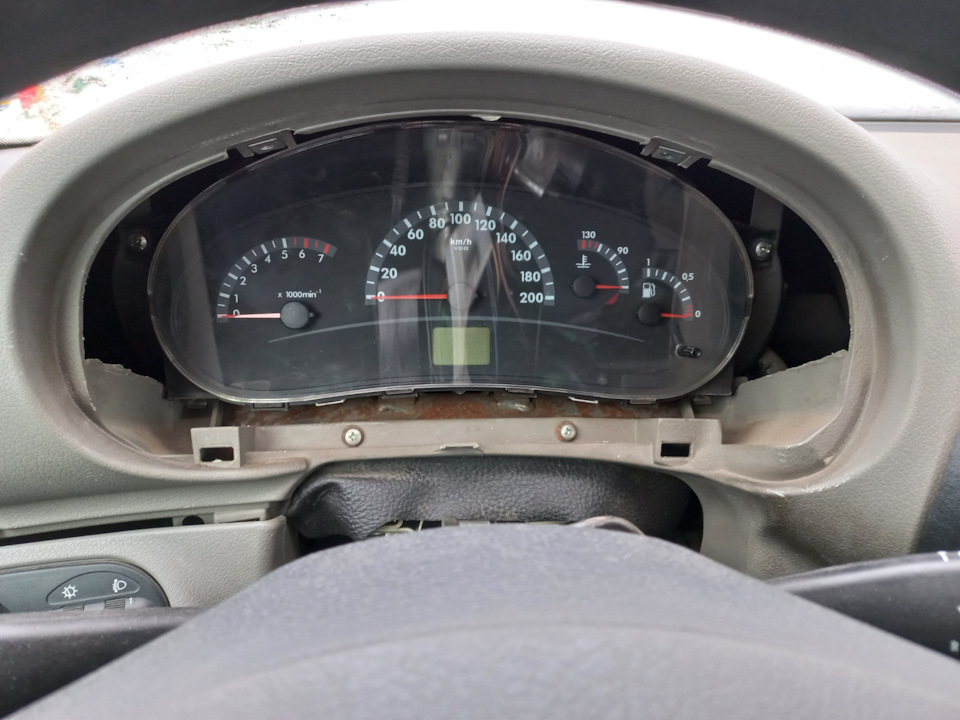 Заклинил замок зажигания — Lada Калина хэтчбек, 1,4 л, 2009 года ...