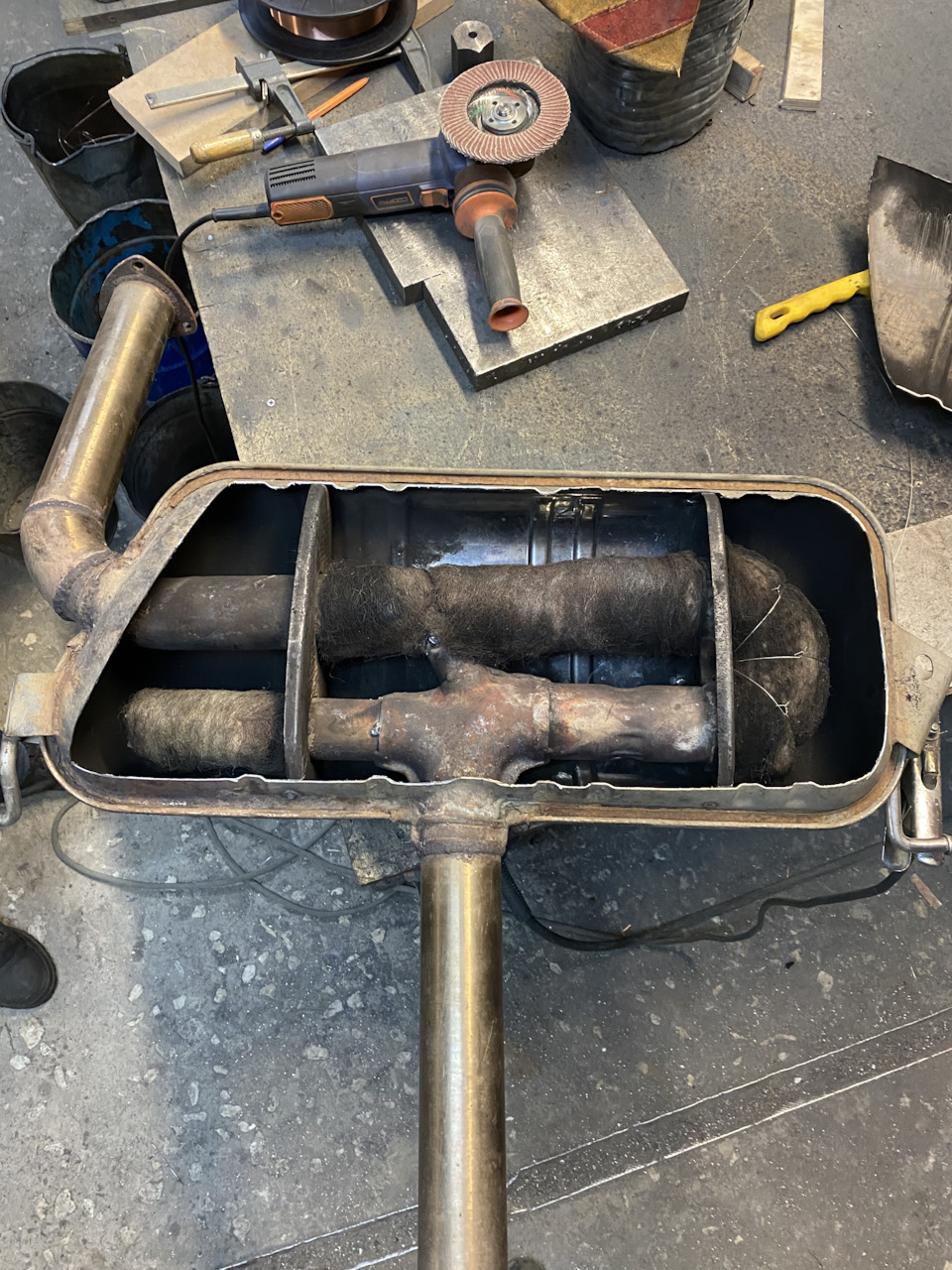 Звон в глушителе решение найдено — Audi A6 (C5), 2,4 л, 1999 года ...