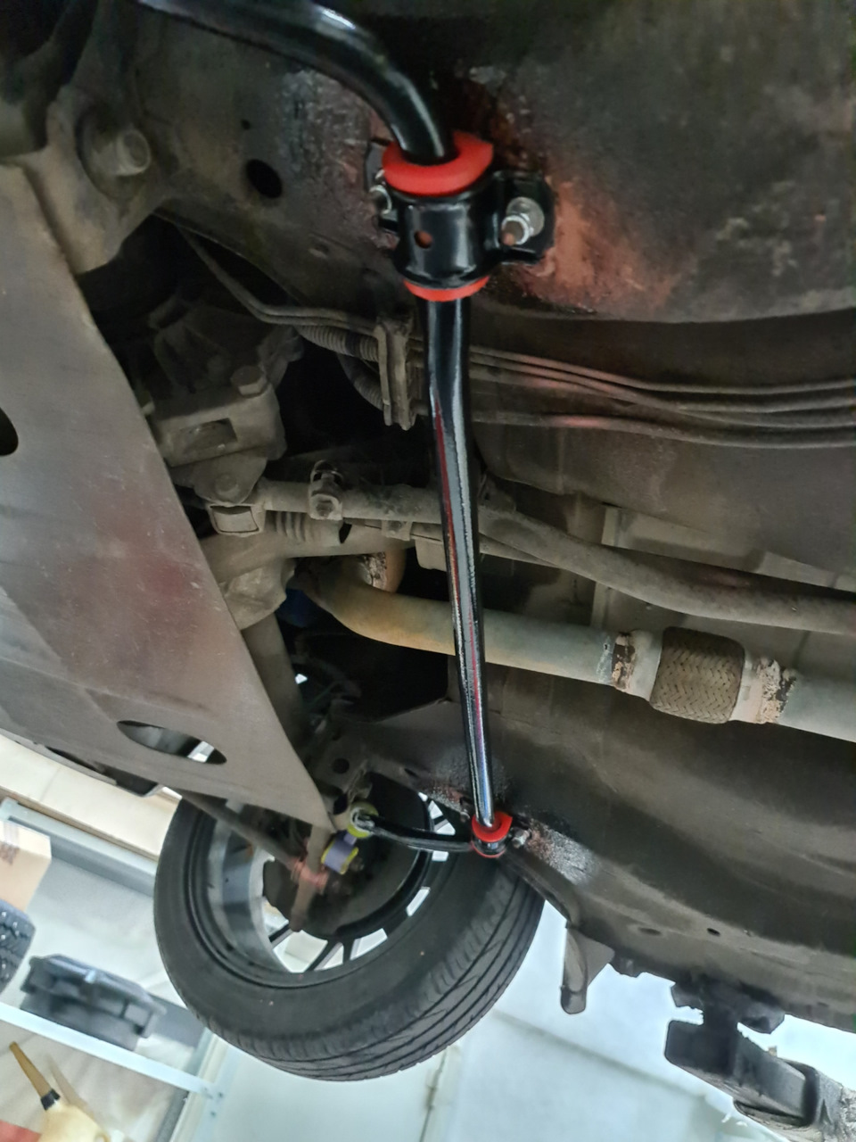 Стаб от Гранты в Калину — Lada Калина хэтчбек, 1,6 л, 2011 года ...