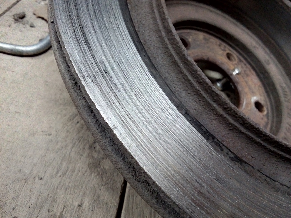 Масло Valvoline 10W-40 и немного колхоза с Приора жабо — Lada 21124, 1 ...