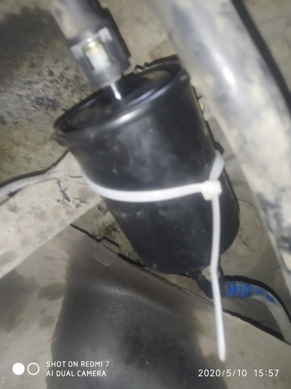 Замена бензинового фильтра — Opel Vectra B, 1,6 л, 1999 года ...