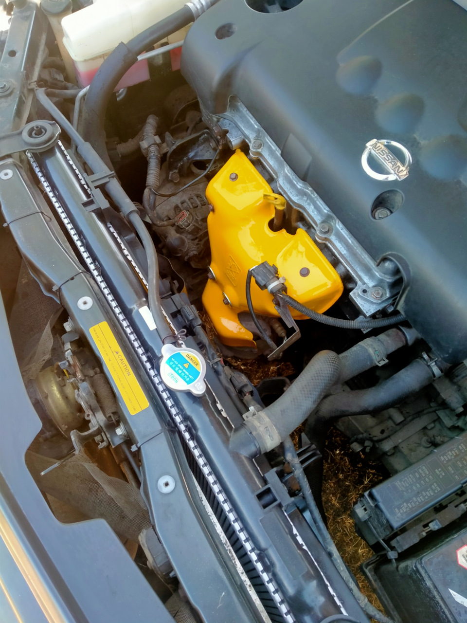 Замена радиатора — Nissan Almera Classic (B10), 1,6 л, 2008 года ...