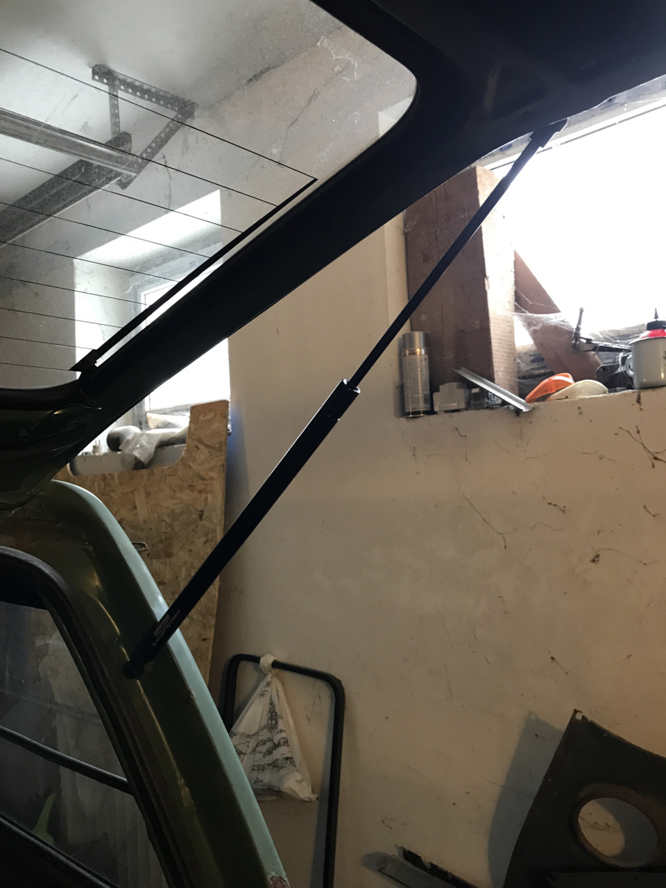 Газовые упоры крышки багажника — DRIVE2