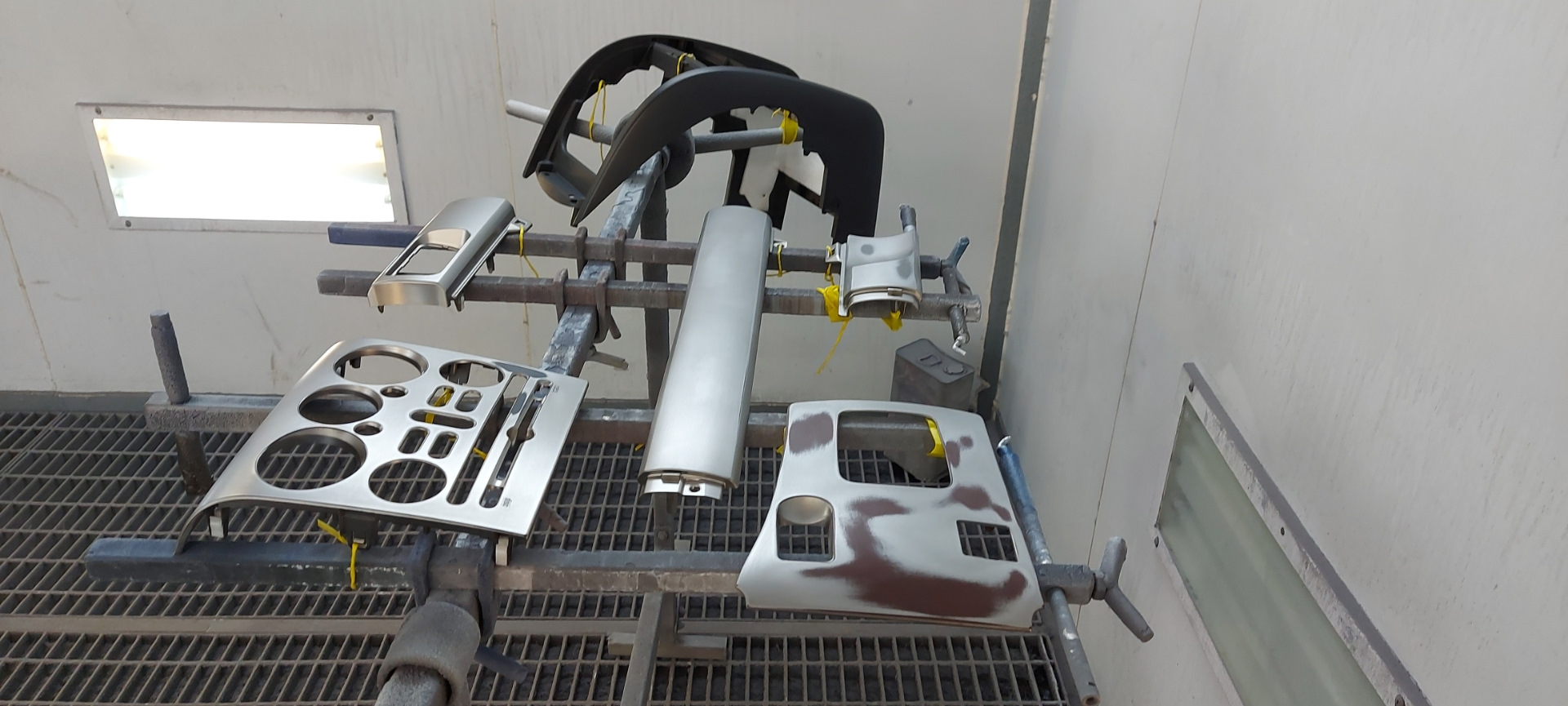 Окраска пластика салона — Mitsubishi Galant (9G), 2,4 л, 2008 года ...