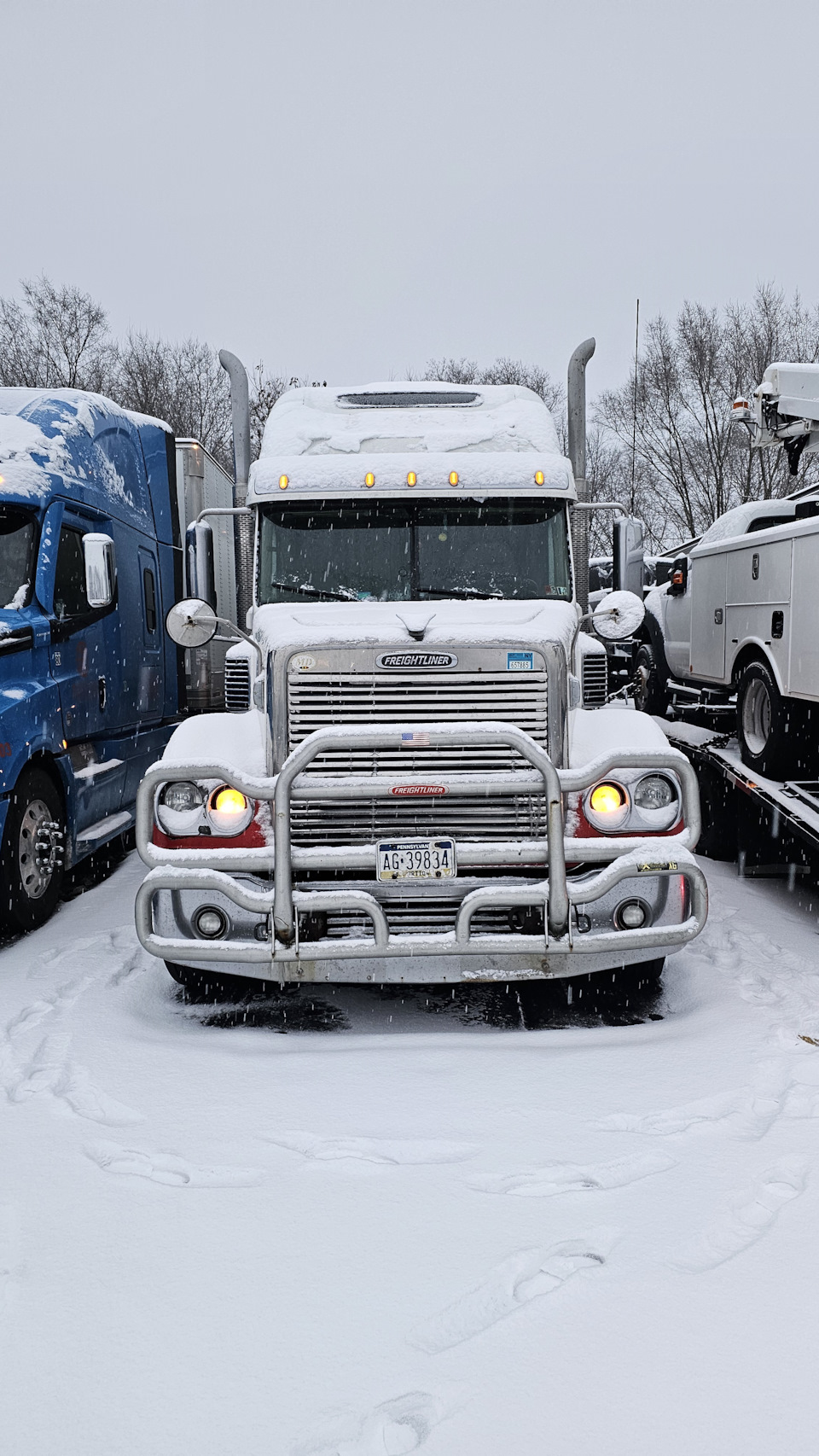 Фото с дорог США: Январь — 2024. — Freightliner Coronado, 1,4 л, 2007 года  | фотография | DRIVE2