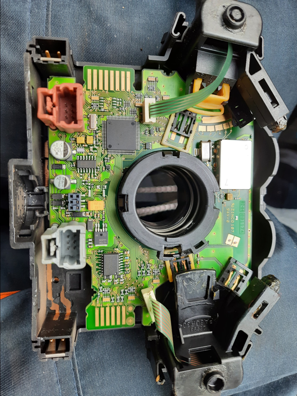 И вот она, во всей красе. — Citroen C5 (1G)