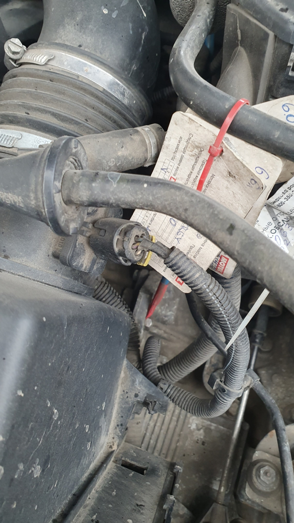 Вопрос по ДМРВ и вентилятору печки — Volvo S80 (2G), 2,5 л, 2011 года ...