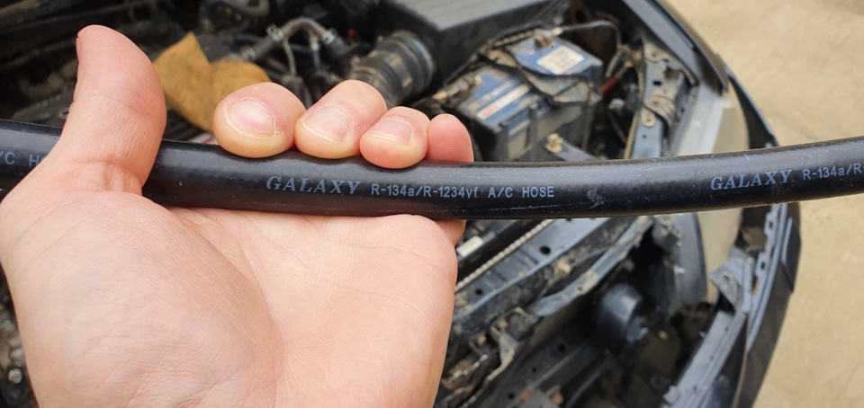 Очередной новый шланг высокого давления компрессора кондиционера ...