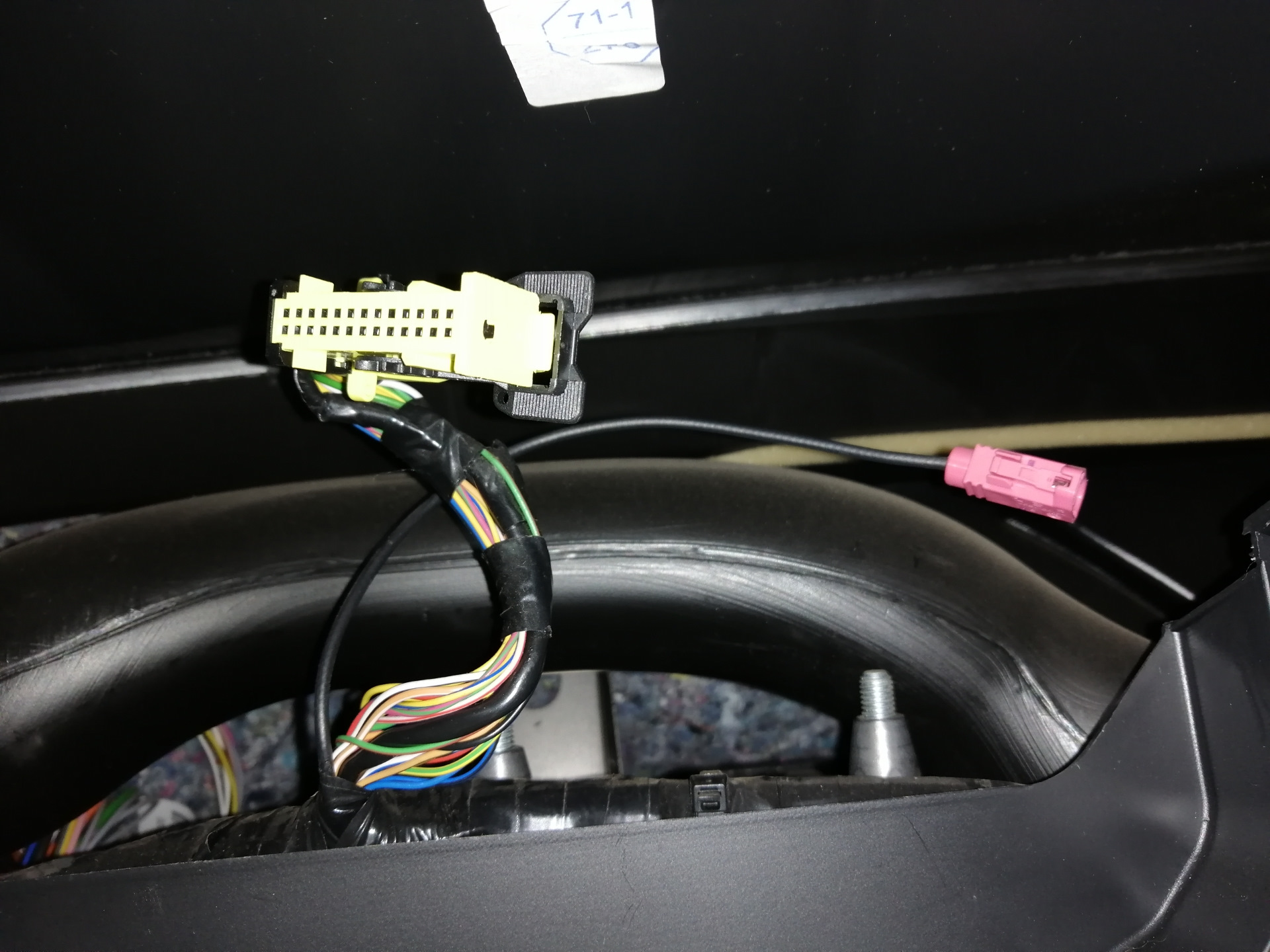 Замена комбинации приборов — Lada Гранта лифтбек, 1,6 л, 2014 года ...