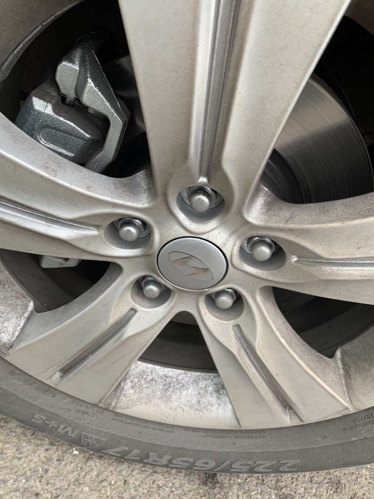 Заглушки в ступицу диска. — Hyundai Tucson (TL), 2 л., 2020 года ...