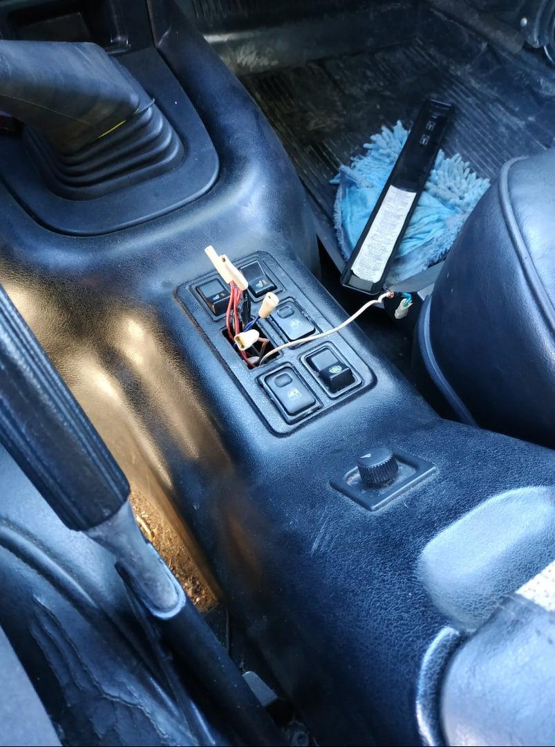 99. Сгорела проводка стеклоподъёмников — ГАЗ 3102, 2,3 л, 2003 года ...