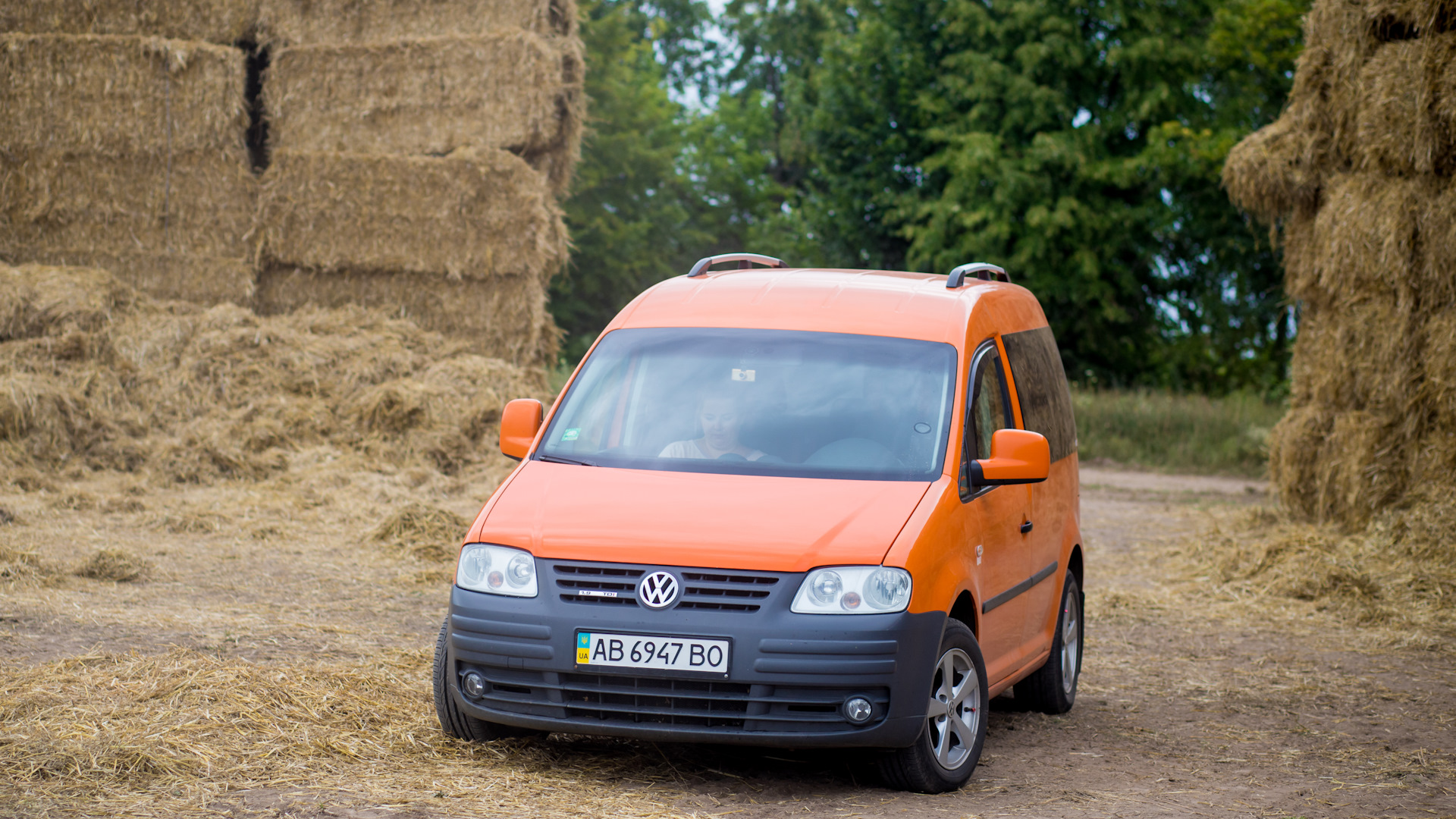 VW Caddy 2008 грузовой.