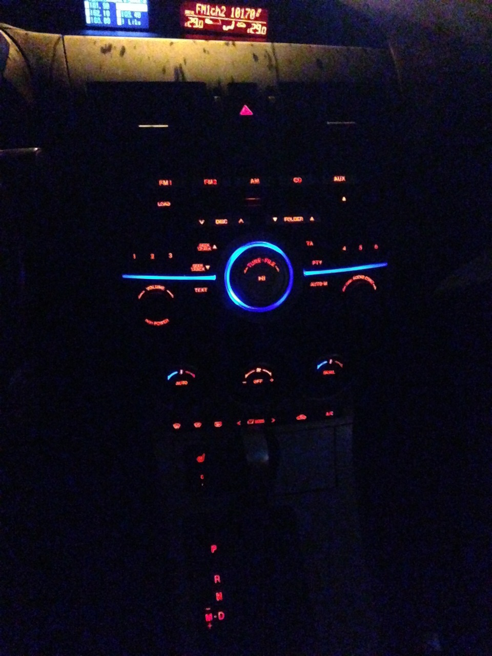 Подсветка кнопок мазда 6 gg. Подсветка ветровиков задних красным цветом скания. Ауди 80 подсветка печки. Не горит подсветка 3. Пересвет mazda 6gg.