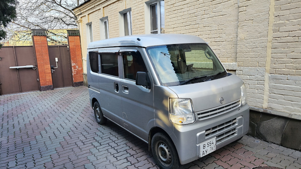 Купить б/у Nissan Clipper Rio I Рестайлинг 0.7 AT (48 л.с.) бензин автомат в Кра