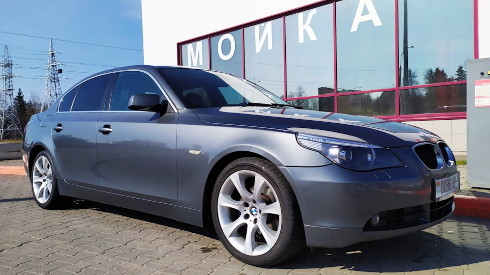 Новые летние шины, ветровое стекло — BMW 5 series (E60), 2 л, 2006 года ...